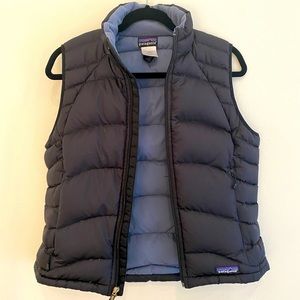 Patagonia Women’s Black Puffer Vest size Medium